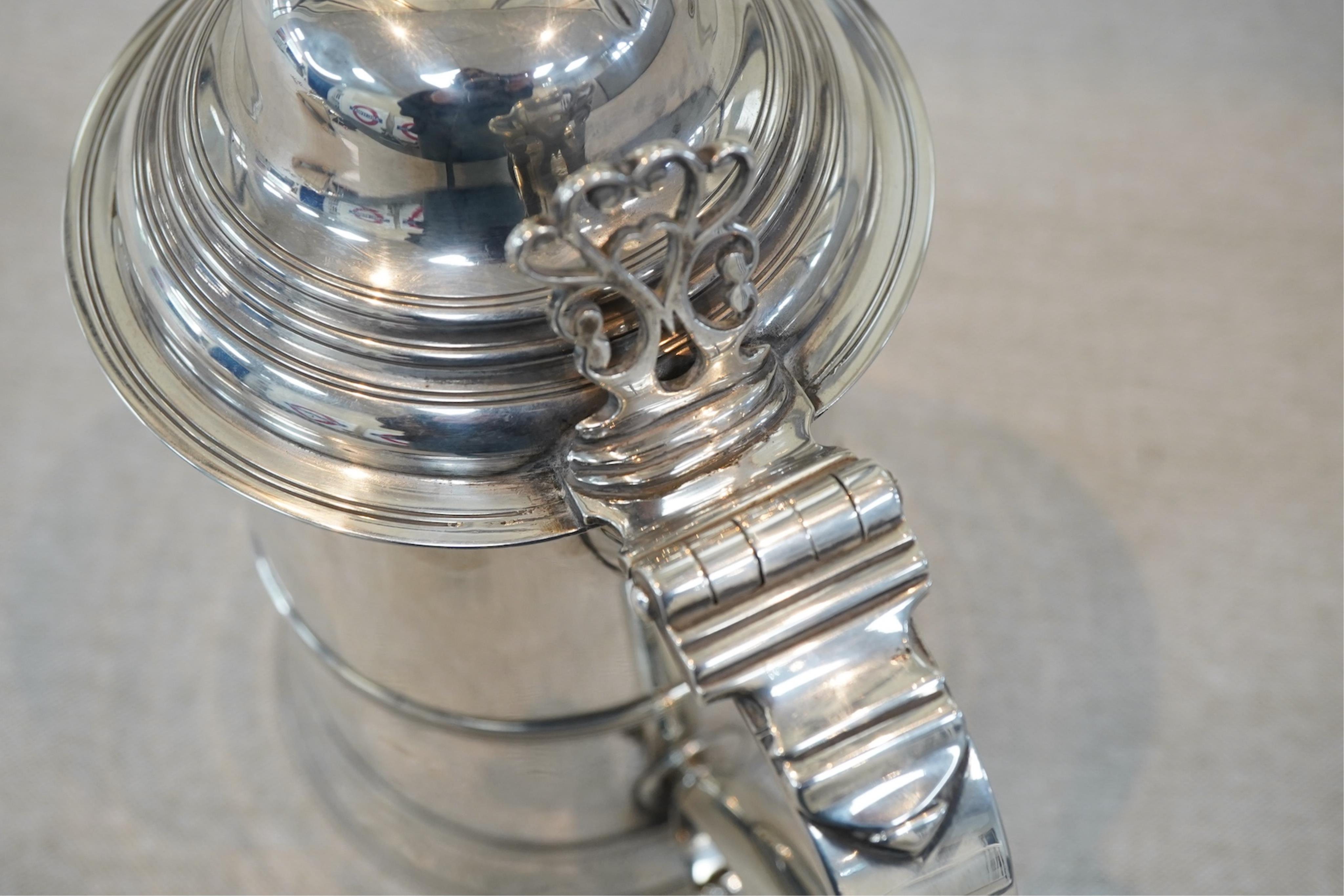 A George III silver tankard by Peter & William Bateman
